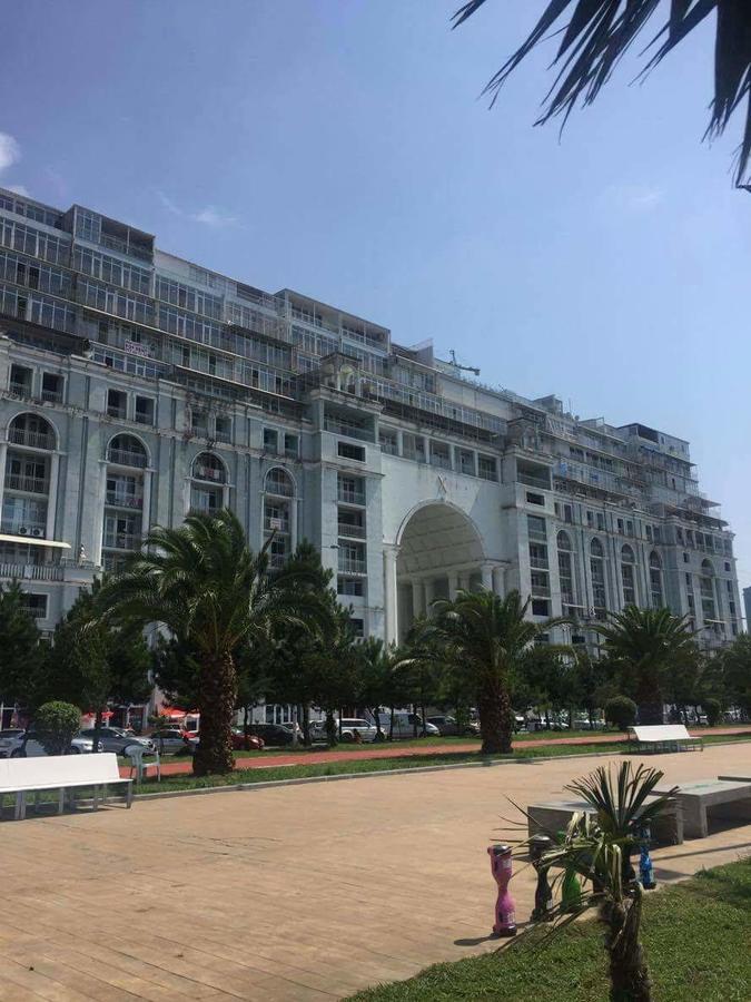 Apartment In Hotel Magnolia Μπατούμι Εξωτερικό φωτογραφία